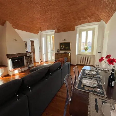 Large, Luxurious Family In Biella's Historic Center Biella