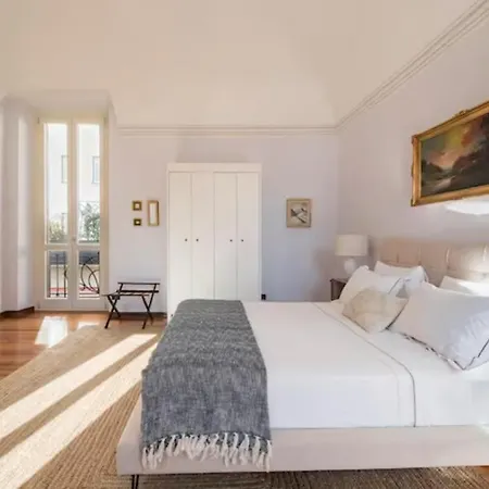 Apartamento Large, Luxurious Family In Biella's Historic Center Biella