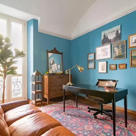 Large, Luxurious Family In Biella's Historic Center *