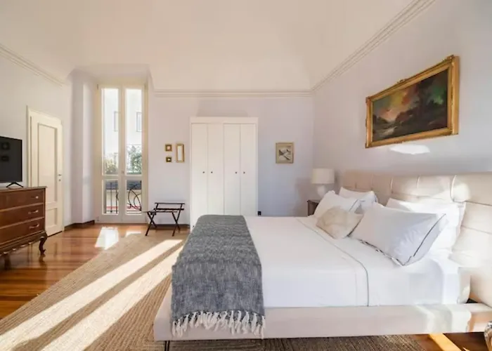 Διαμέρισμα Large, Luxurious Family In Biella's Historic Center Μπιέλλα
