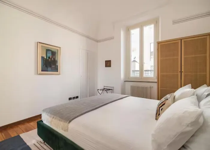 Διαμέρισμα Large, Luxurious Family In Biella's Historic Center Μπιέλλα